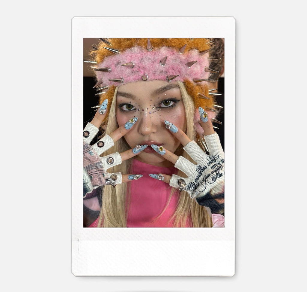 KATSEYE Yoonchae Polaroid/Photocard