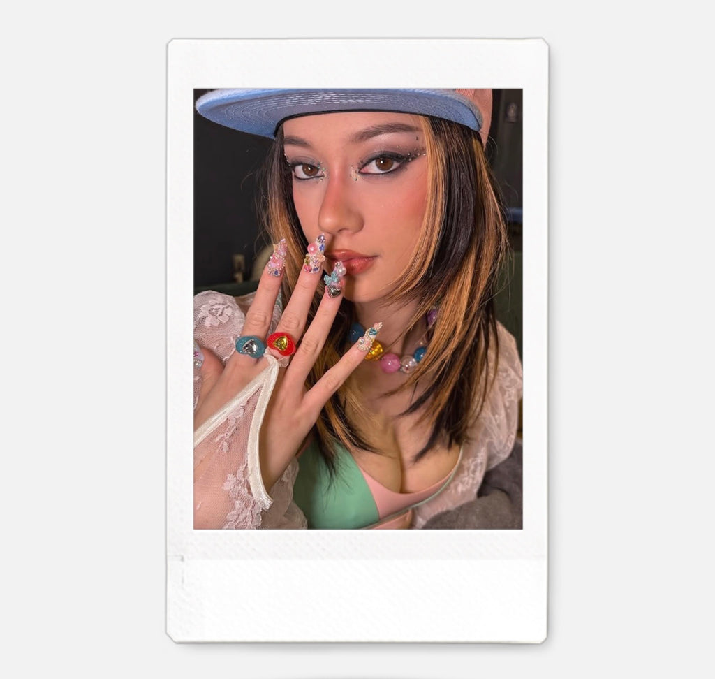 KATSEYE Megan Polaroid/Photocard
